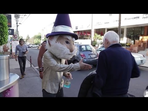 dejame estrechar la mano de poeta a poeta