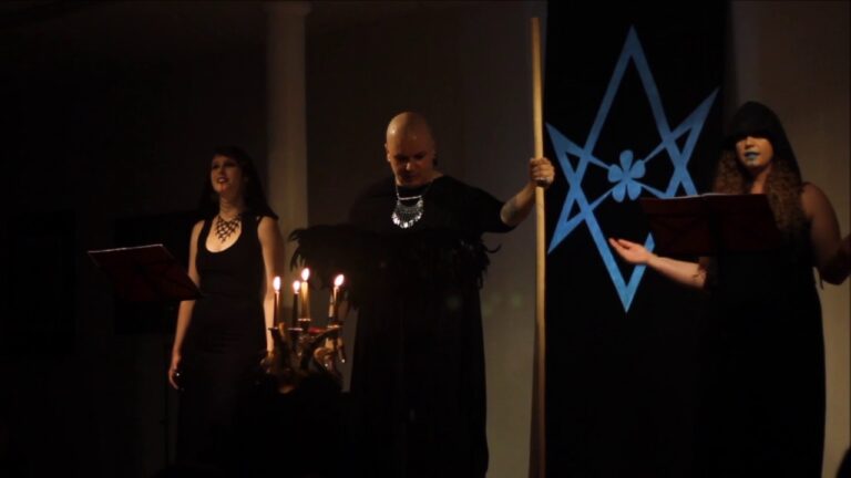 el libro de la ley la felguera