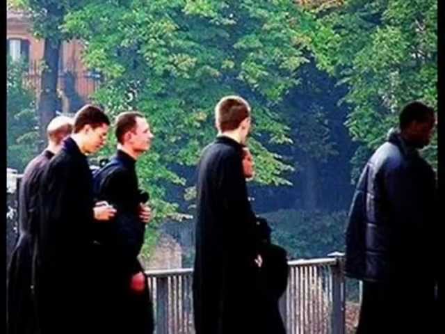 el seminarista de los ojos tristes cancion