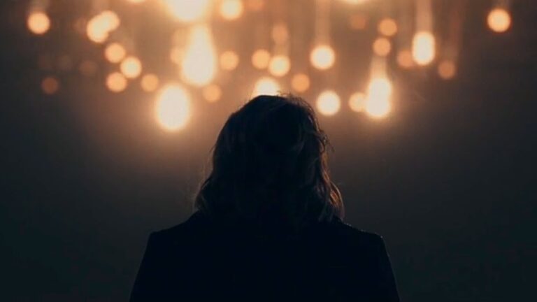 nick el cuento de la criada muere