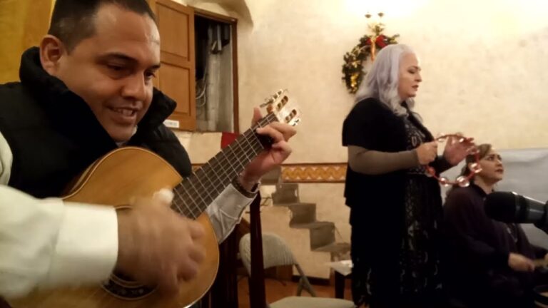 oh santa noche llena de misterio letra