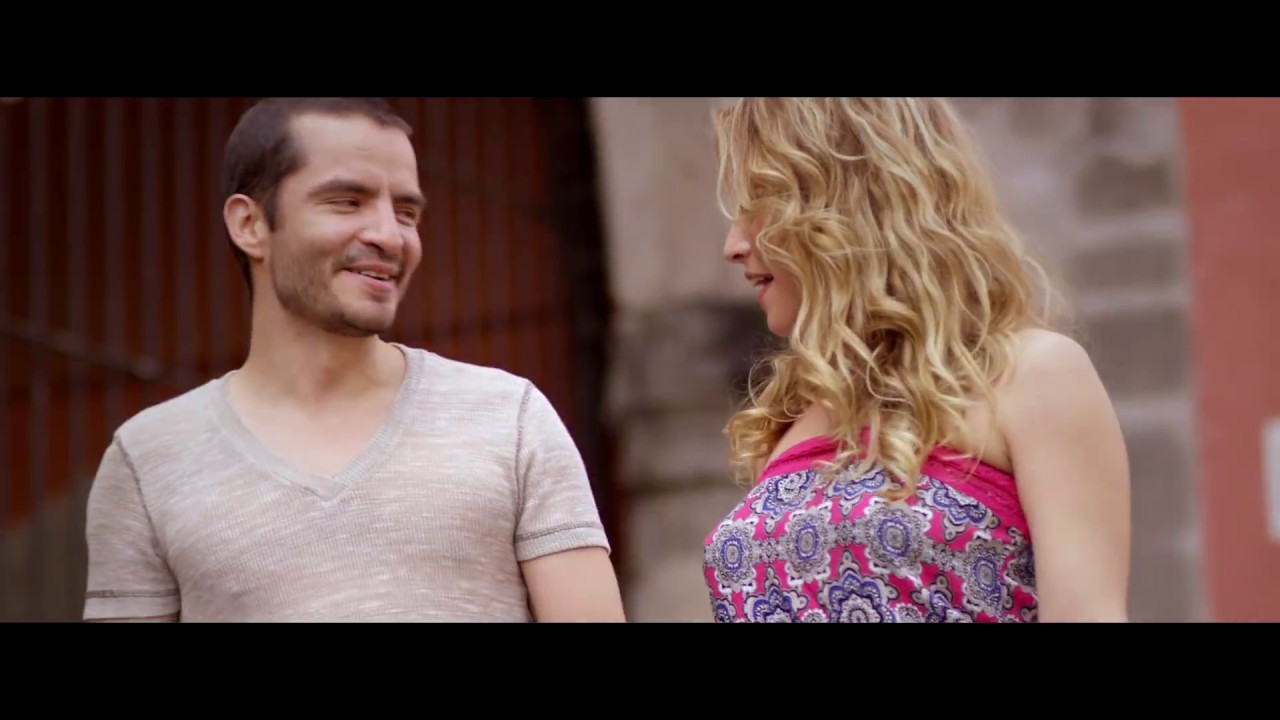 ven dame tu mano y caminemos juntos